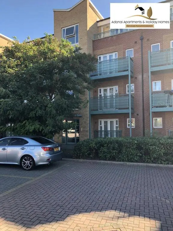 2 Bedroom Apartment at Dagenham , Adonai Serviced Accommodation, Free WiFi and Parking