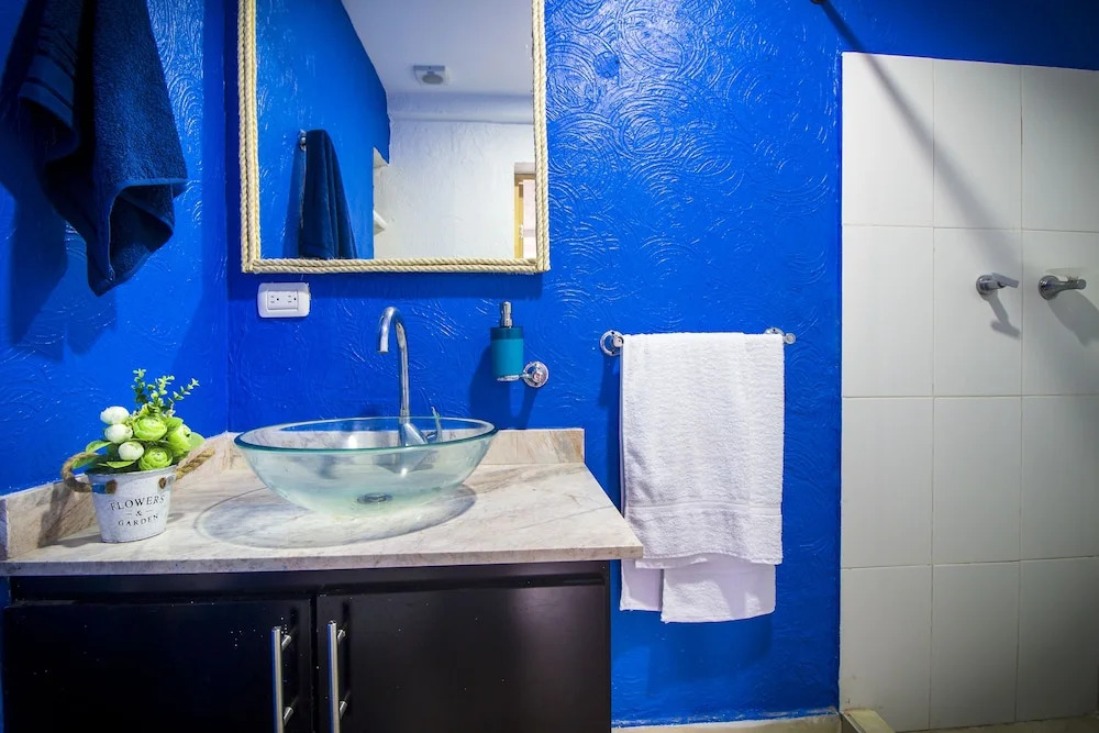 Casa del Puerto Hostel & Suites