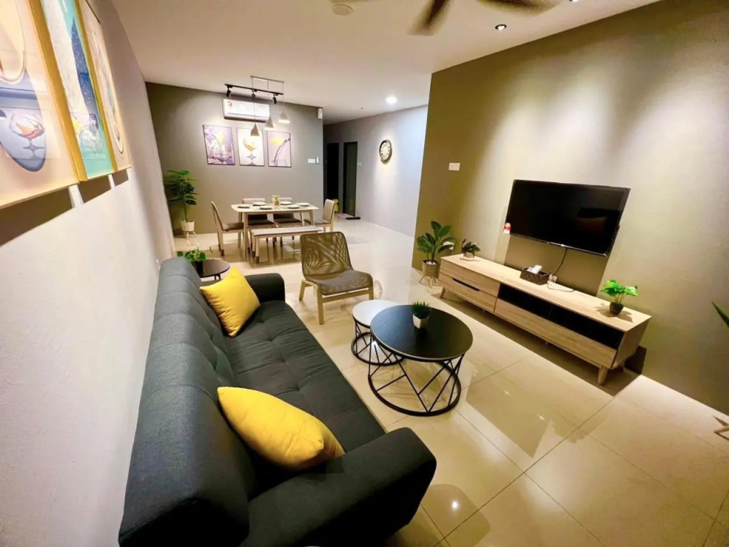 Ipoh Waterpark Homestay 7-12pax 3 Or 4Bedrooms Pool or City View with 2parking