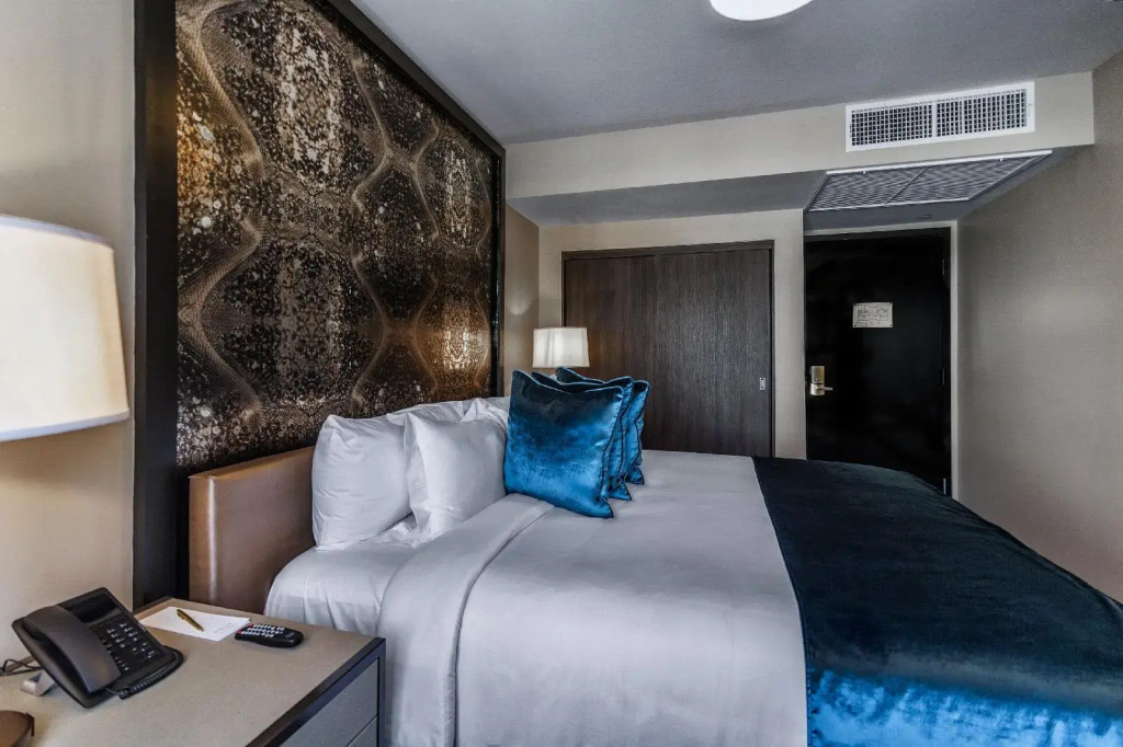 Venezia Hotel By At Mine Hospitality
