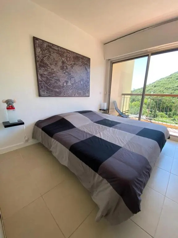 Beautiful apartment with private pool and balcony!