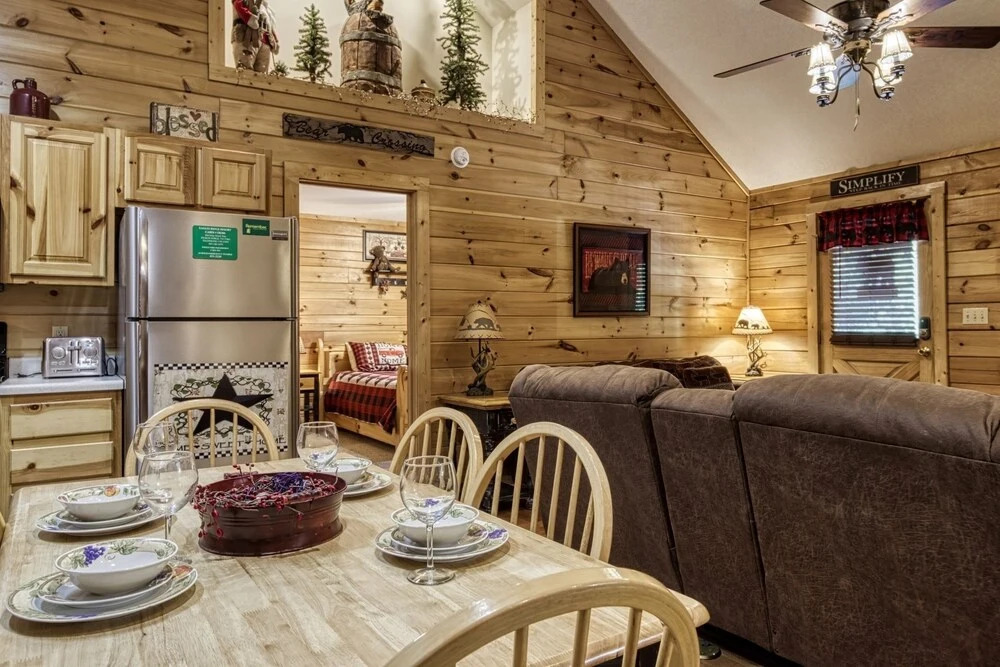 ER306- A Smoky Mountain Dream- Great location- Close to town cabin