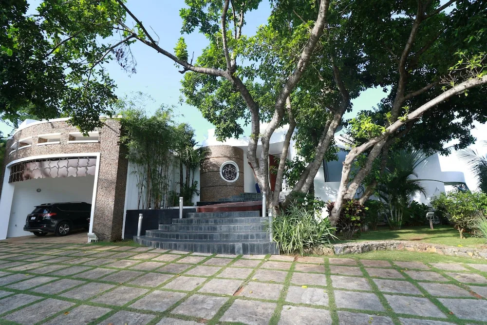 Hotel Casa Esferica