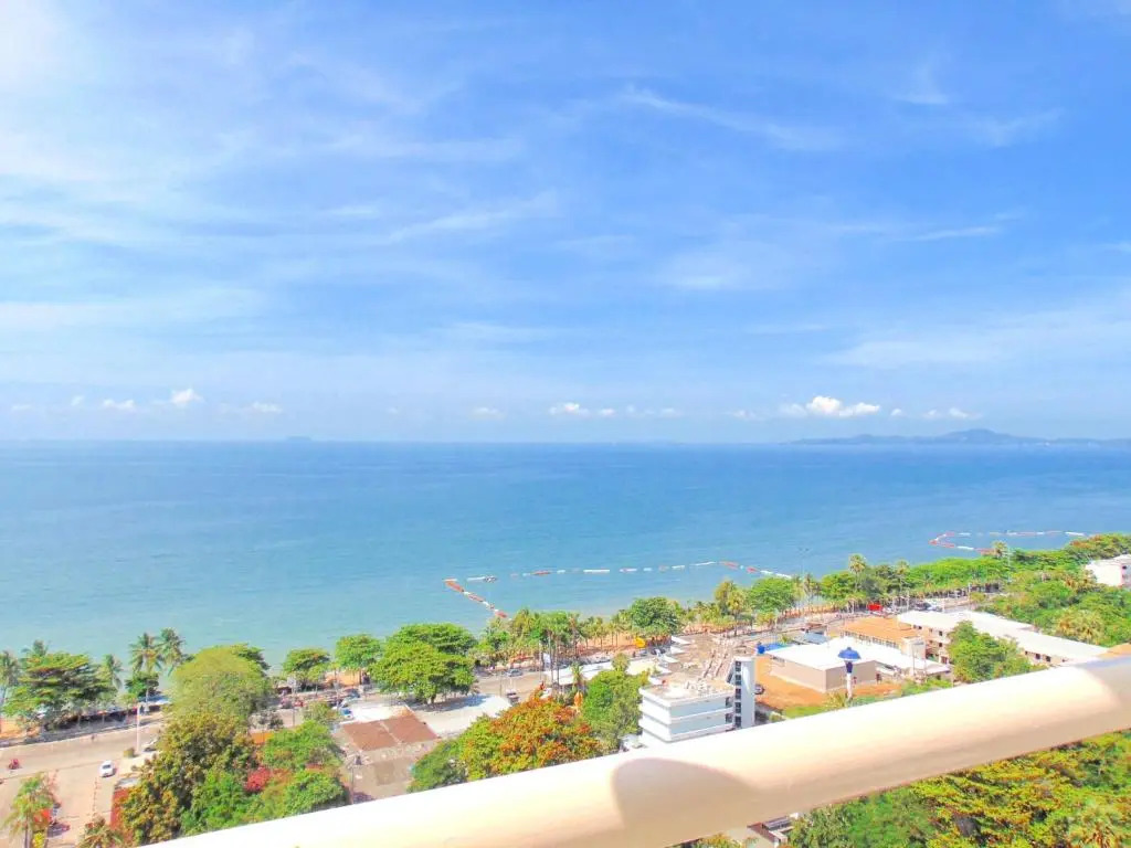 Sea View Beachfront Condos Pattaya Jomtien Beach