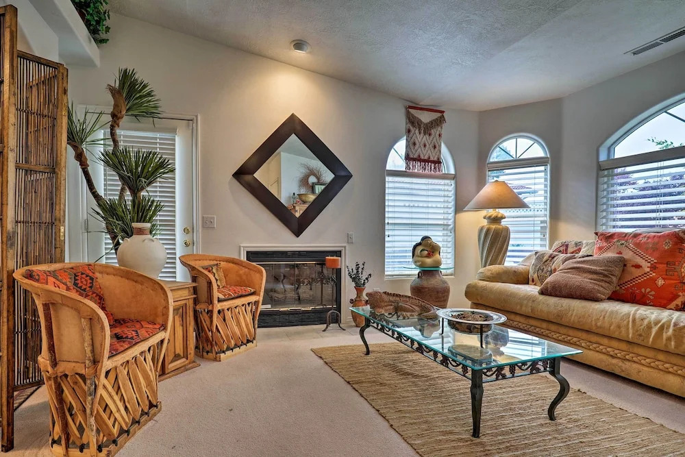 St. George Townhome w/ Patio - Near Natl Parks