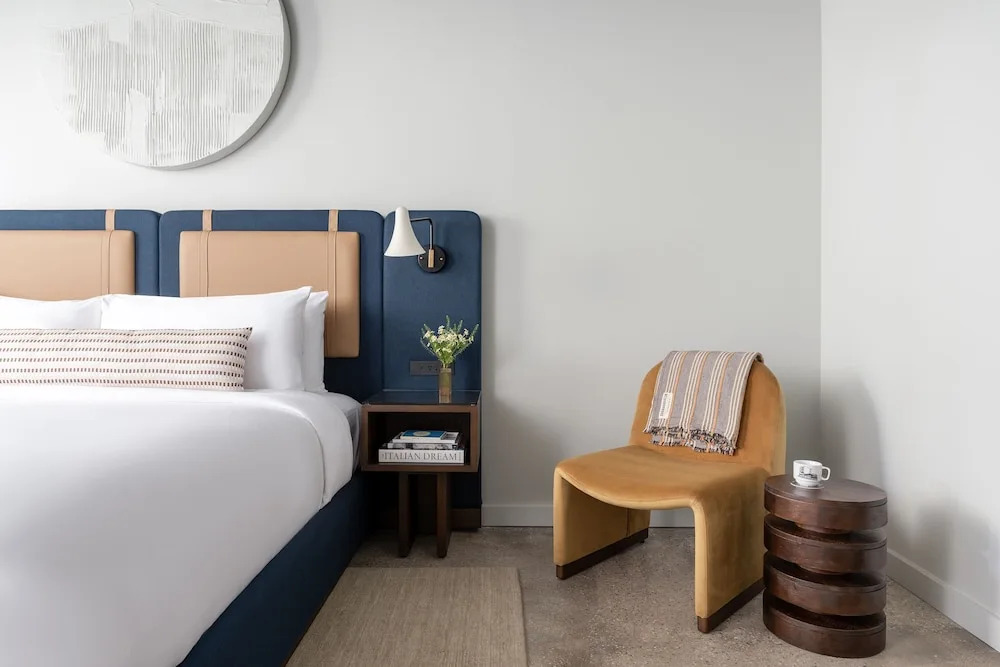 The Neighborhood Hotel - Little Italy Studio