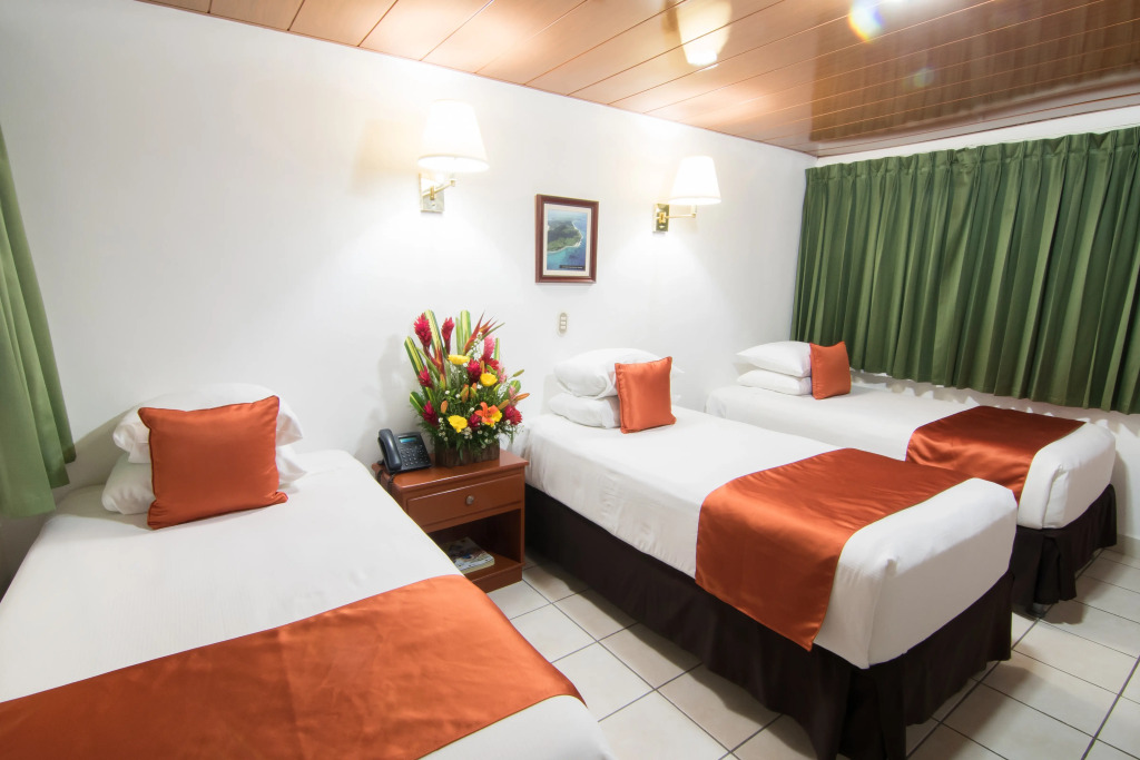 Best Western Las Mercedes Airport