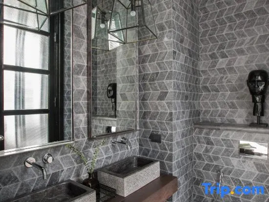 Clay Beach Samui V1 (3 Bedrooms Beachfront Villa)