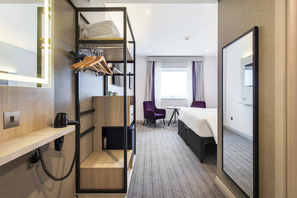 Premier Inn Dubai International Airport - An Emirates Group Company