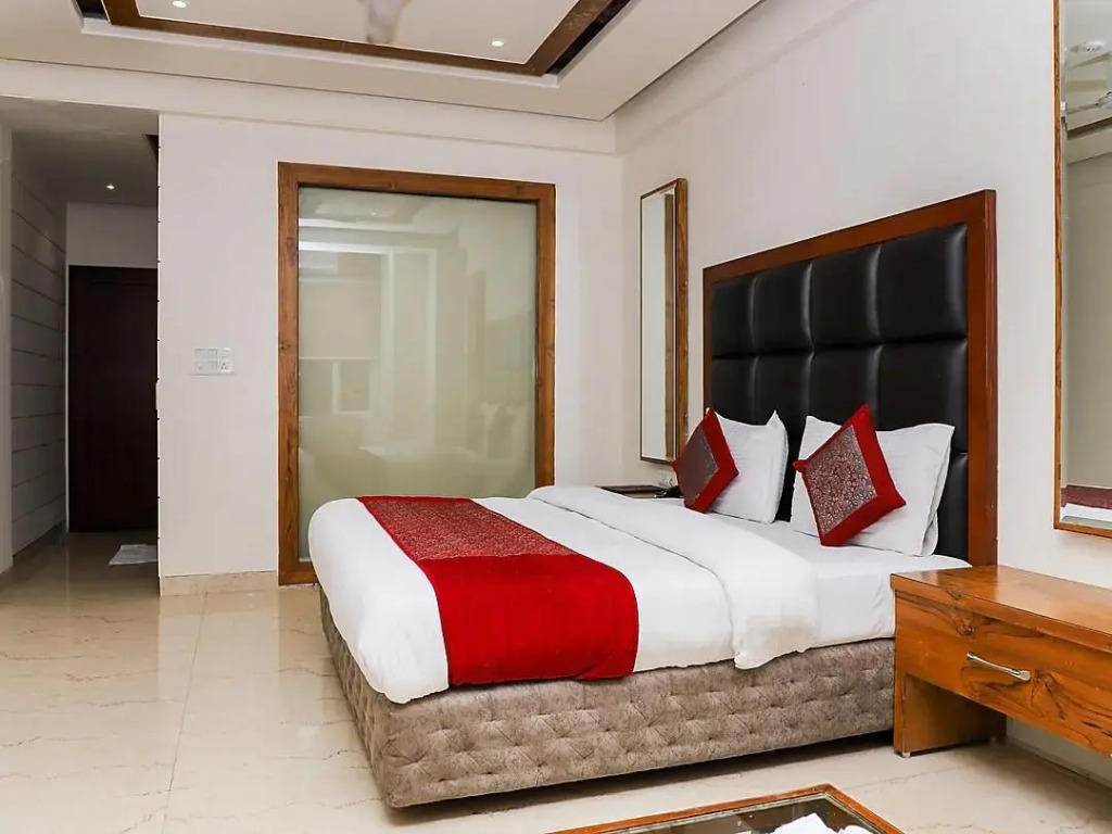 Lavanya Motel