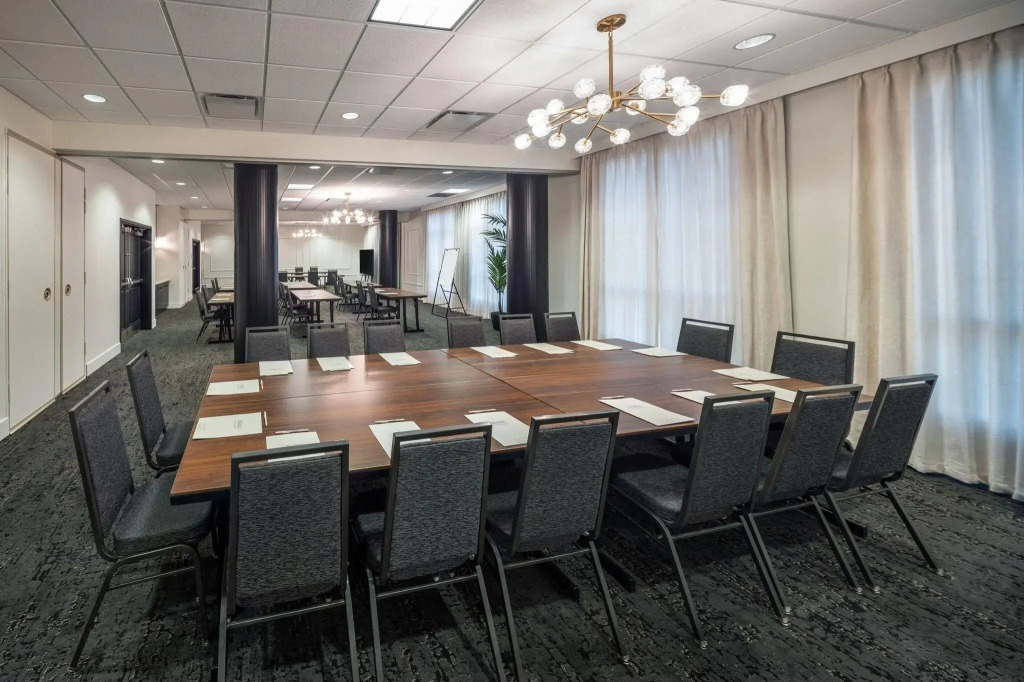 Residence Inn by Marriott Calgary South