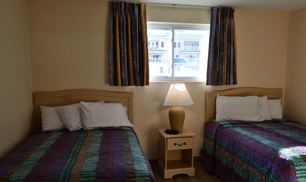 Royal Hawaiian Motel