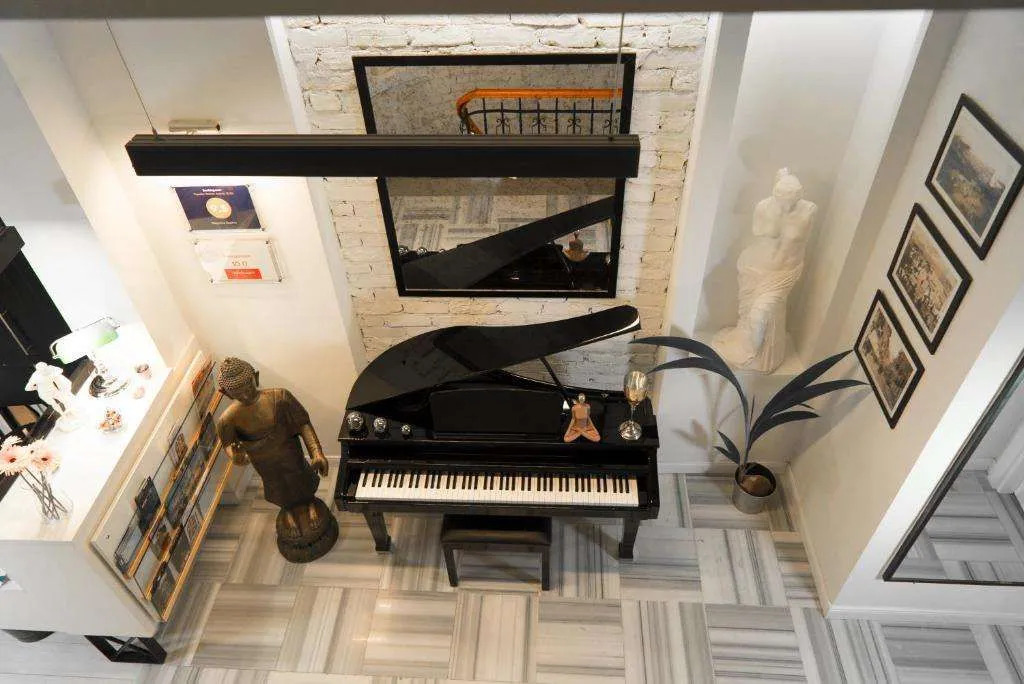 Vetro Studios