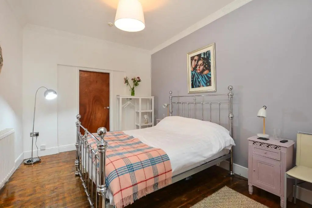 Al-Fresco Apartment - 1 FREE PRIVATE PARKING SPACE - 60 SECOND WALK 2 MINSTER!