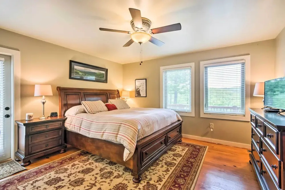 Mountain View Boone Home Close to Blue Ridge Pkwy!