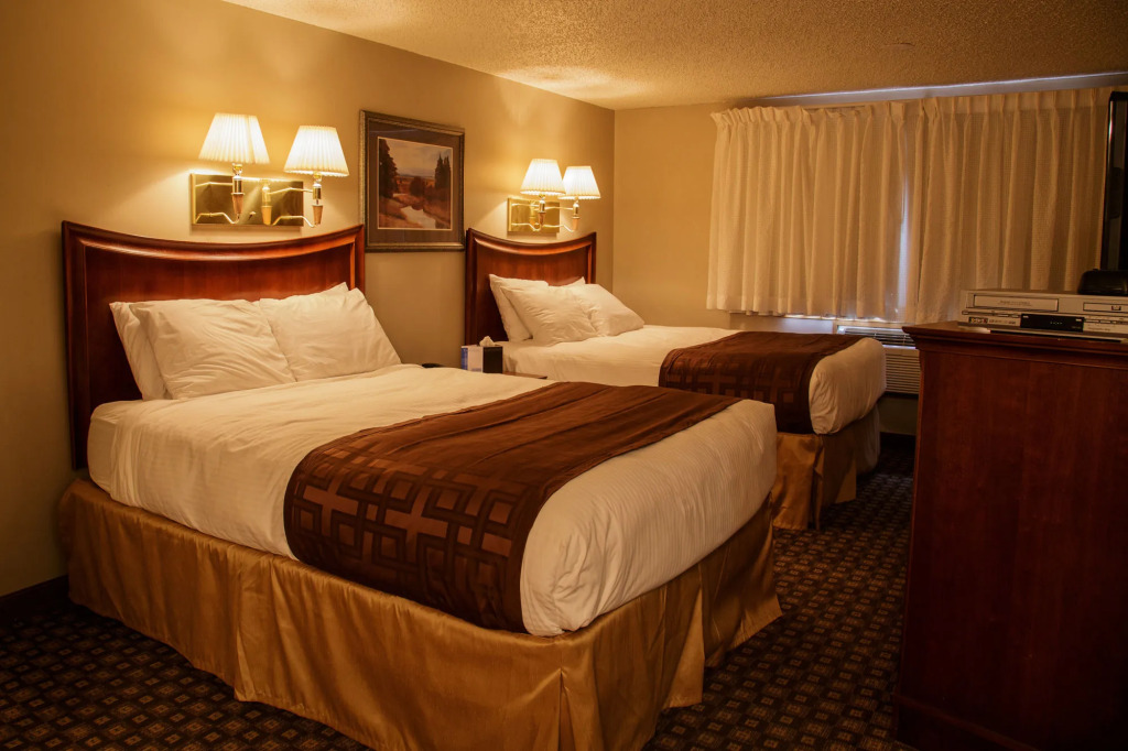 Richland Inn and Suites