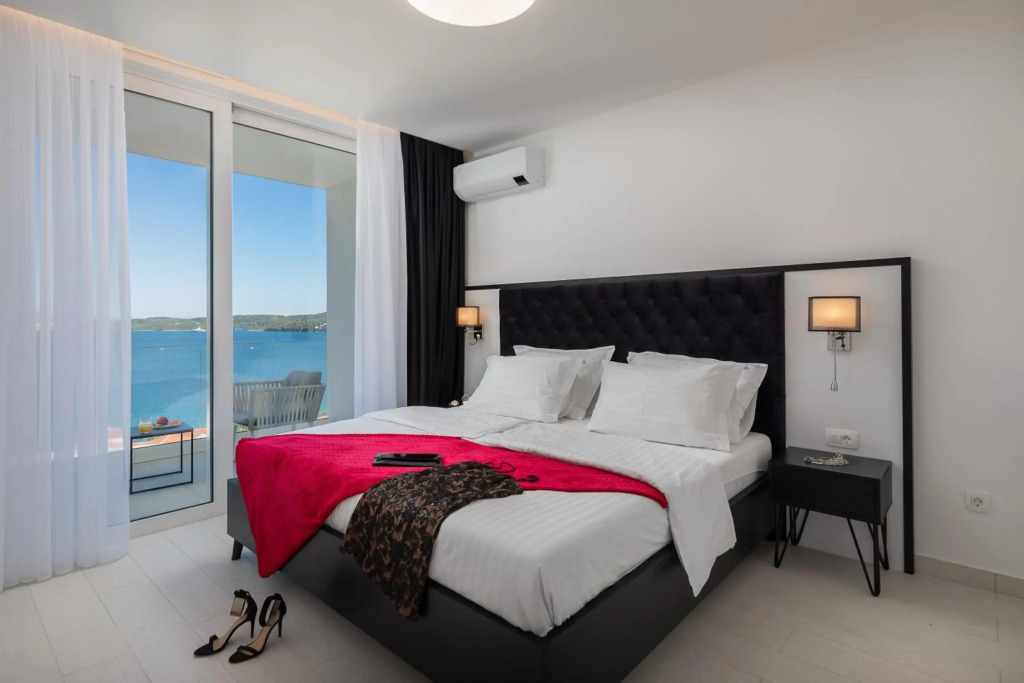 Villa Adria View with Heated Pool II