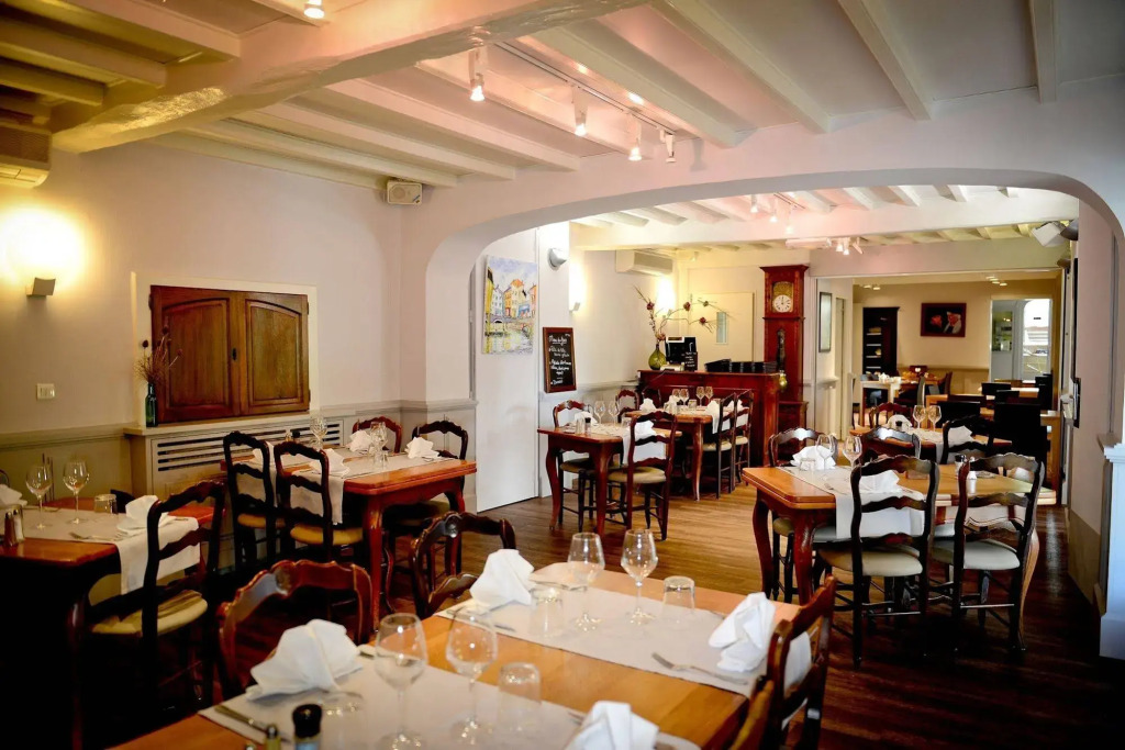 Logis Auberge du Relais - Hôtel & Restaurant