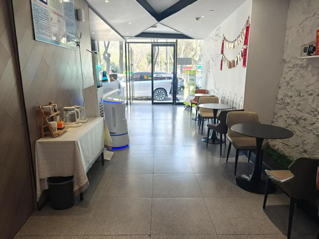 Jingmen California Apartment Hotel