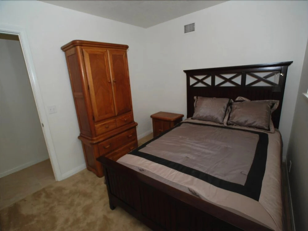 121 33rd St B Karb 4 Bedroom Duplex