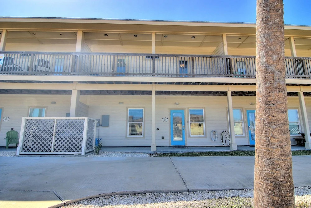 Family Tides Beach House by Silver Sands Vacation Rentals