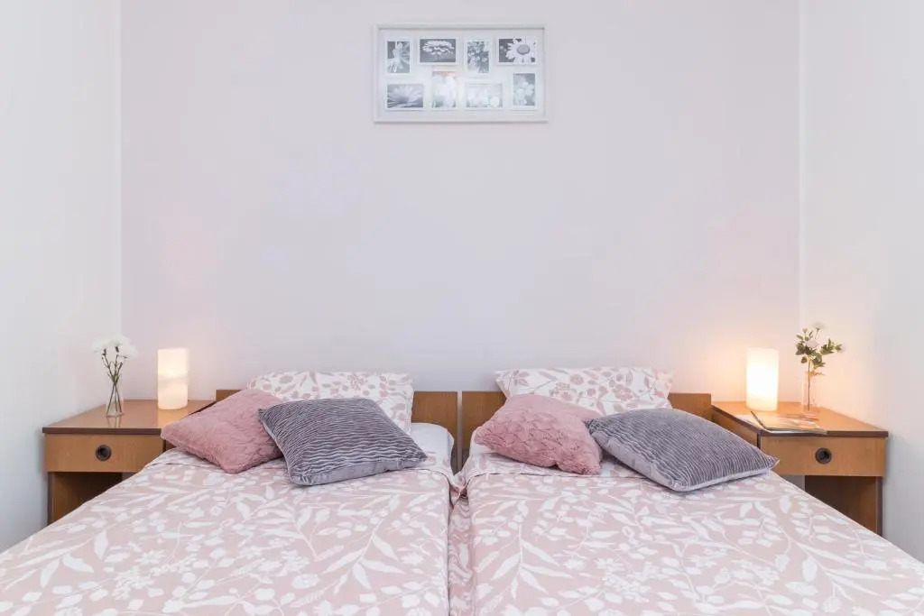 Apartments Rede