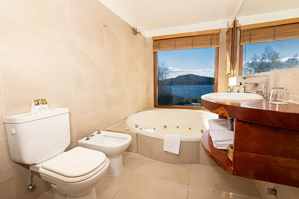 Rochester Bariloche Suites & Spa