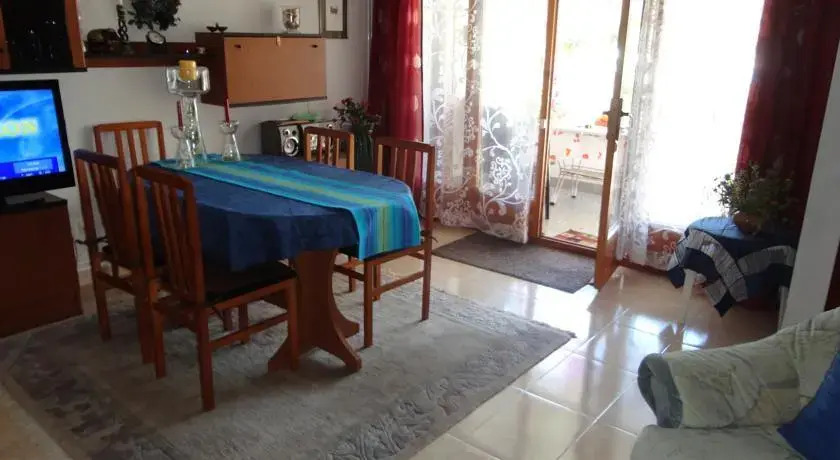 Casa Pou