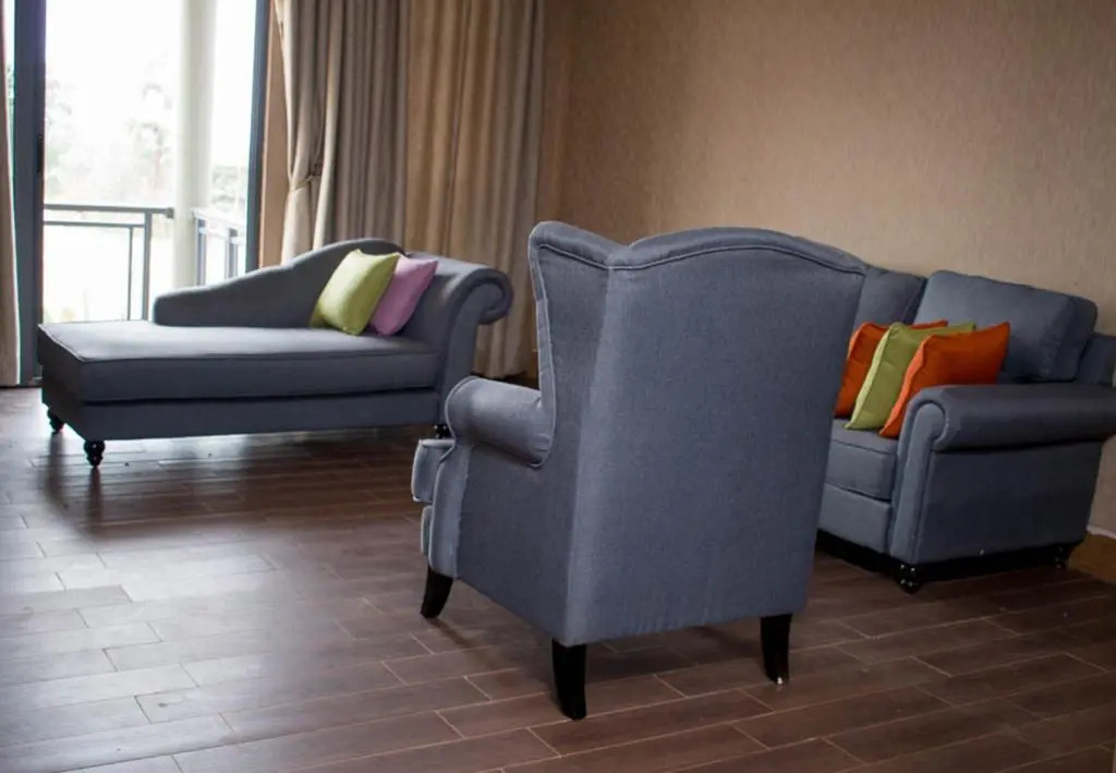 Century Lakeview Apartments - Jinja