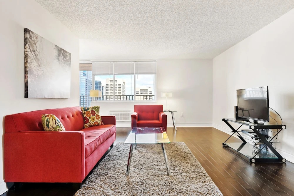 Bluebird Suites at Rittenhouse Square