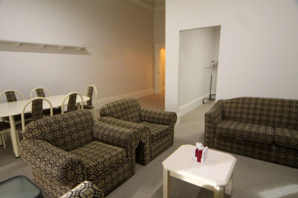 Seafield Tower Glenelg Apartment