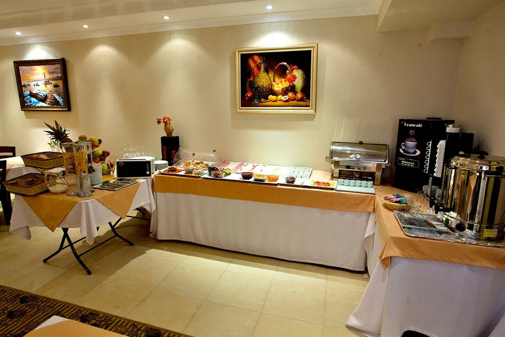 Fides Hotel