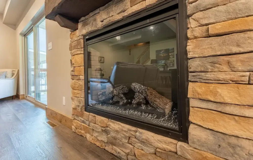 Ozarks Peak - Sleeps 25 7 Bedroom Home by Redawning