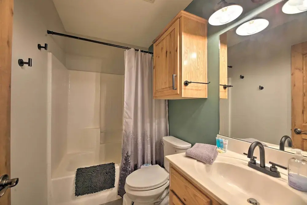 Trail Access: Pet-Friendly Cabin in Show Low