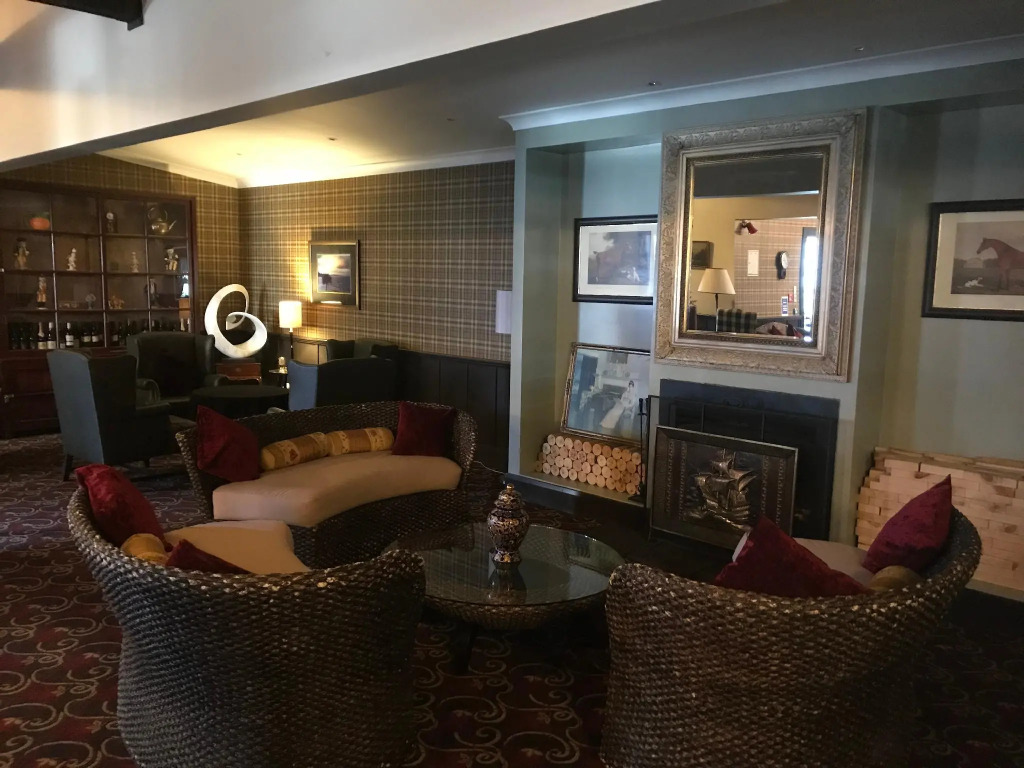 Gateway Motor Inn