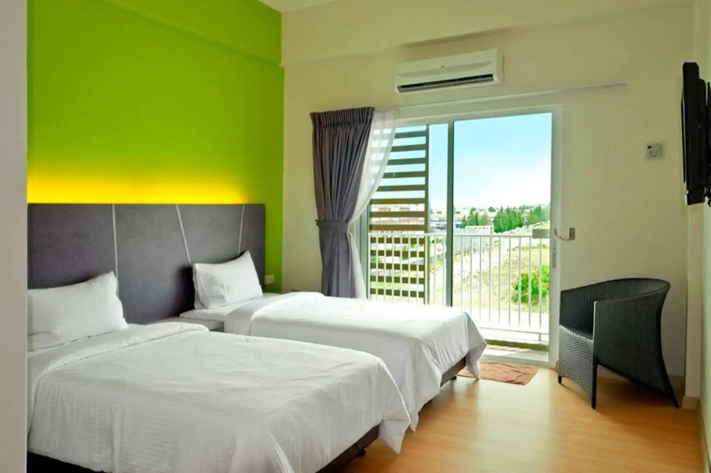 Marvelux Hotel