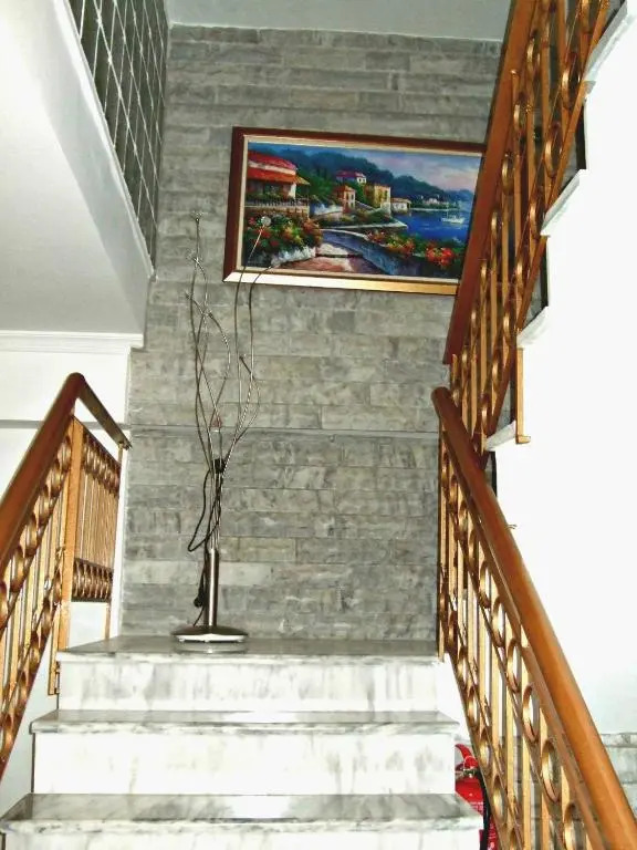 Kristallia Rooms