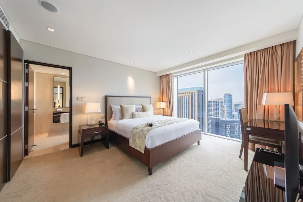 JW Marriott Marina Residence By Luxe Living Collection - Wane By Somiya Infinity Pool