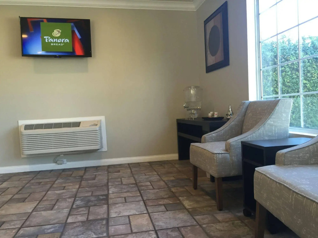 Anaheim Executive Inn & Suites