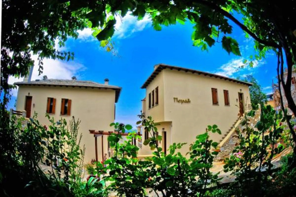 Hotel Petradi