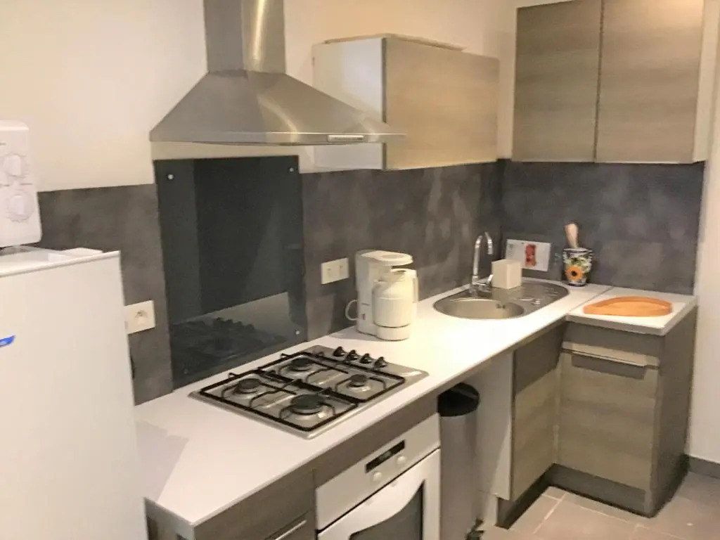 Canet : agréable maison au calme pour 8 personnes.