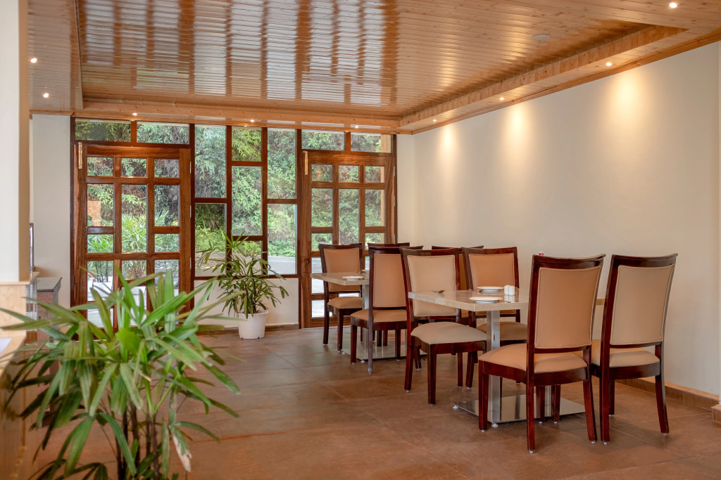 Treenz Hotel
