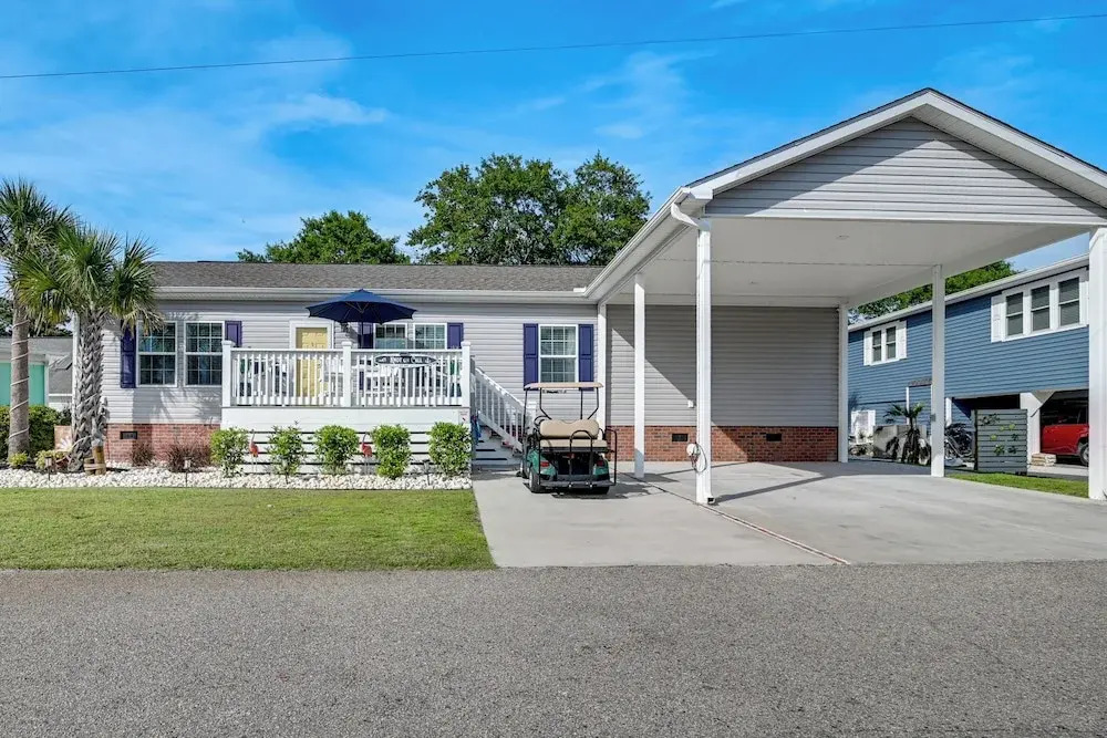 Resort Home ~ 1 Mi to Myrtle Beach Access!