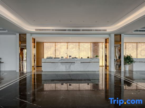 Xichang Wetland Sunshine Hotel