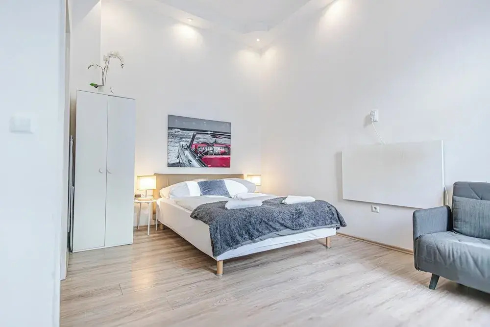 Family 2 Apts for 6P Stadthalle Area