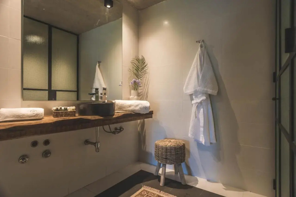 Be House Suites & Spa