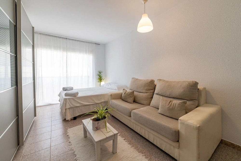 HomeHolidaysRentals Herois