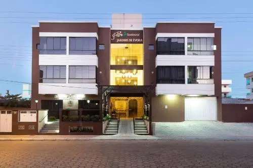 Hospedagem Econômica com WiFi em Bombinhas