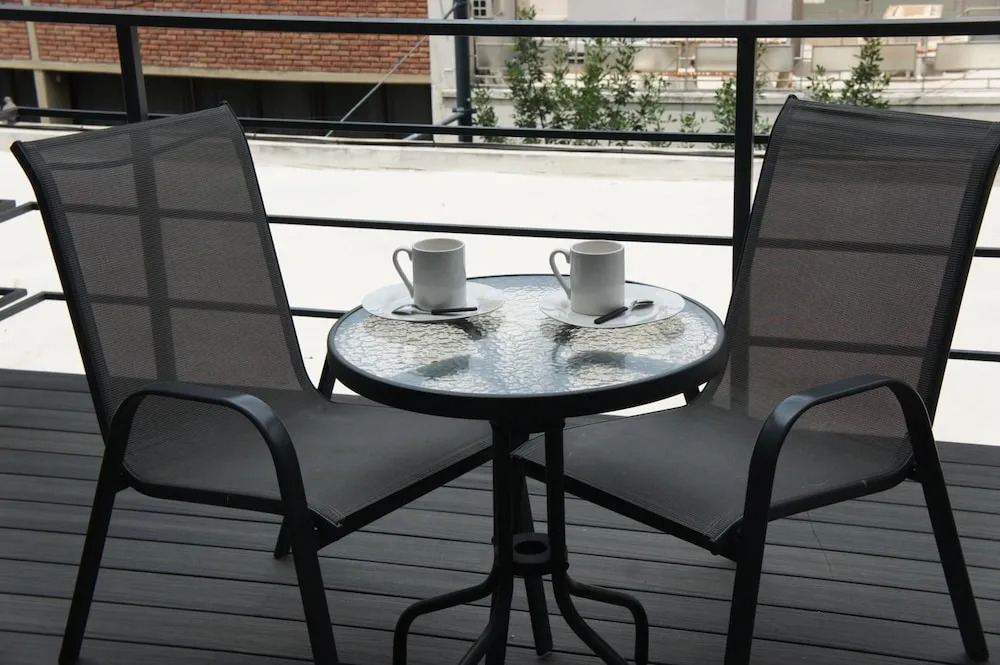 Olmos Suites