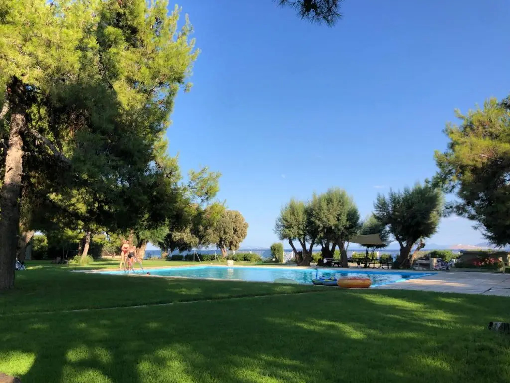 Garden Oasis by the Sea - Pool & Parking